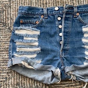 High Waisted Distressed Levi’s Shorts